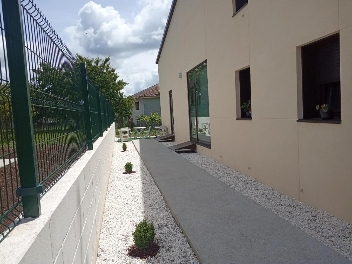 Guest House Clarevar Tui Exterior foto
