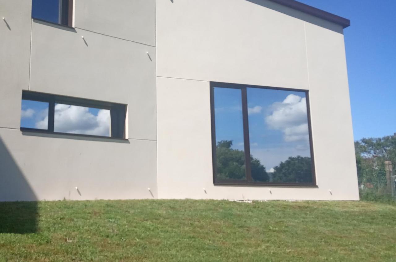Guest House Clarevar Tui Exterior foto
